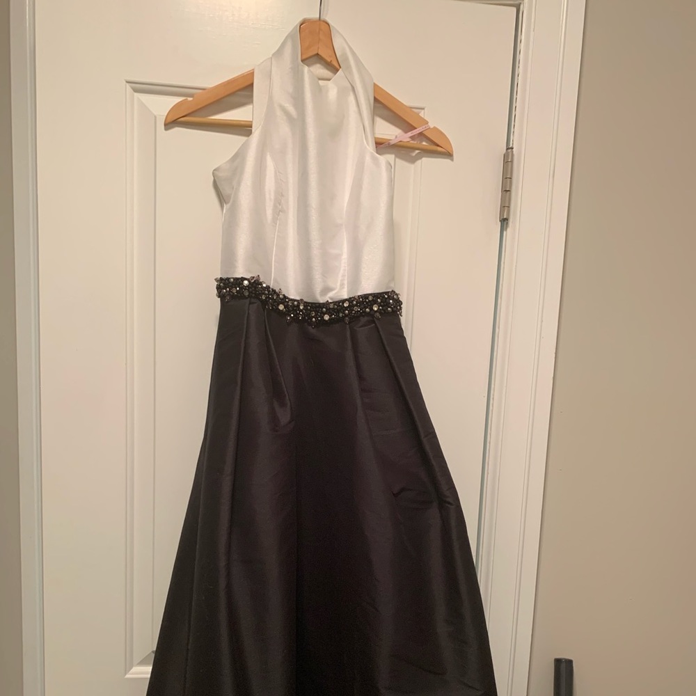 ML Monique Lhullier B&W floor length gown